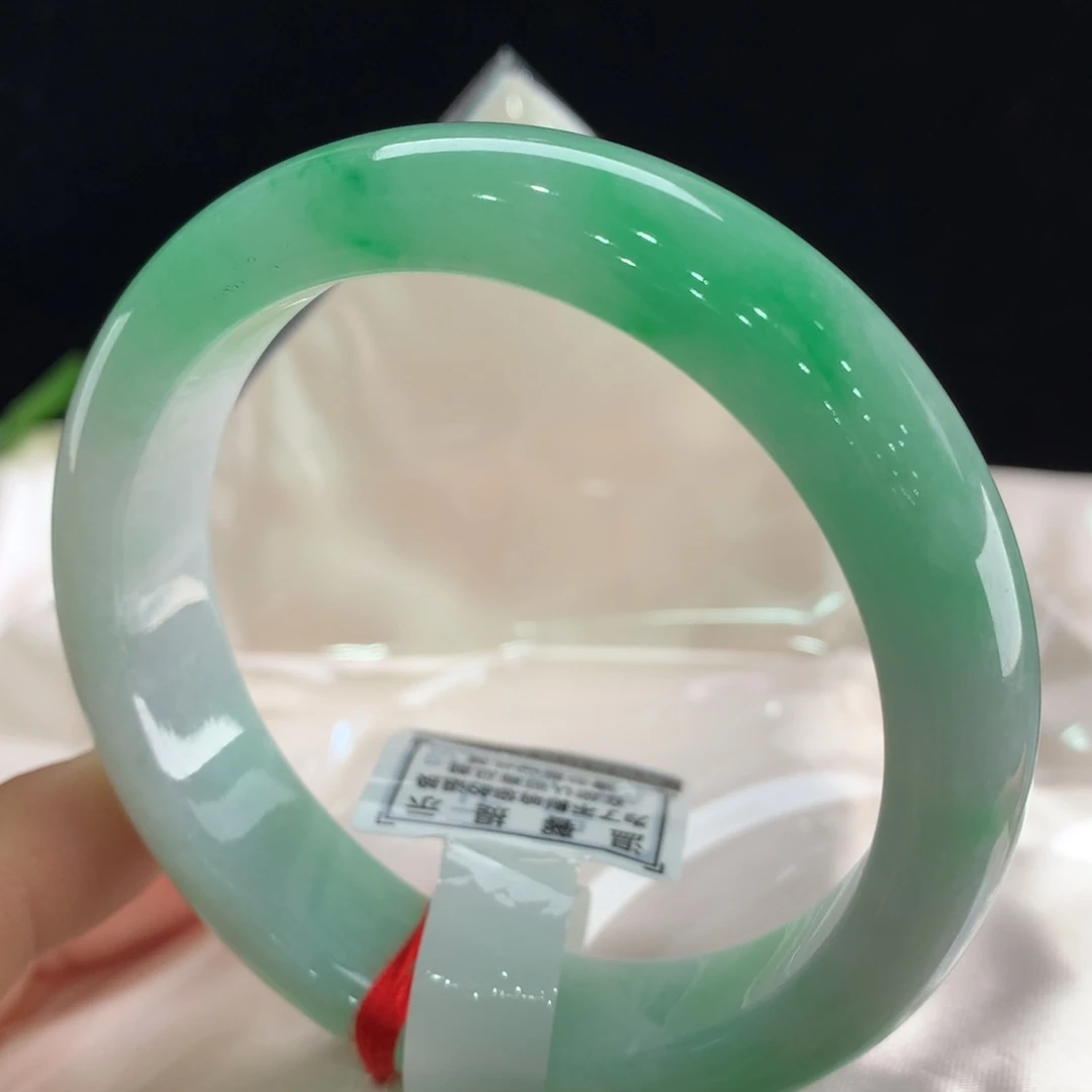 翡翠未镶嵌手镯1013