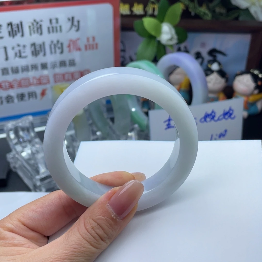 土***园未镶嵌翡翠订金定制翡翠