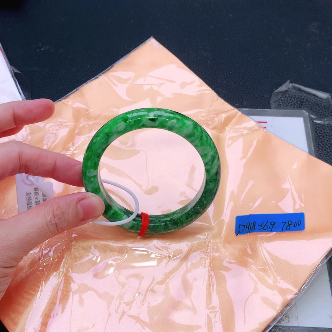 未镶嵌手镯翡翠缅甸翡翠手镯