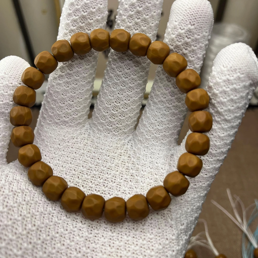 10 - 11mm猴头无相奶酪猴头核桃手串