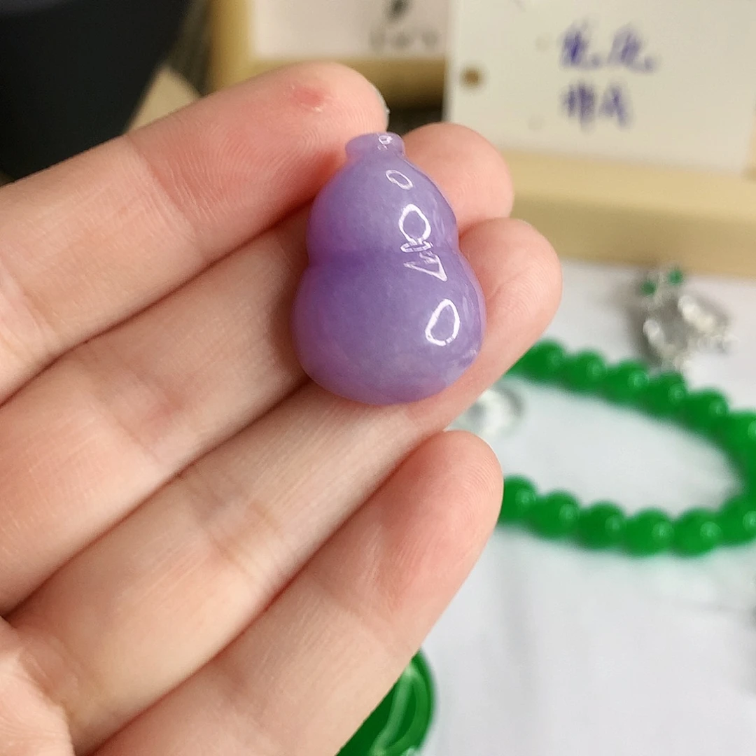 翡翠未镶嵌颈饰格非A107