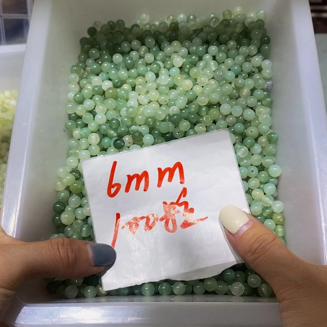 未镶嵌蛇纹石玉珠宝半成品190