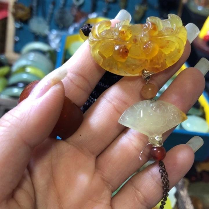 岫玉未镶嵌岫玉挂件