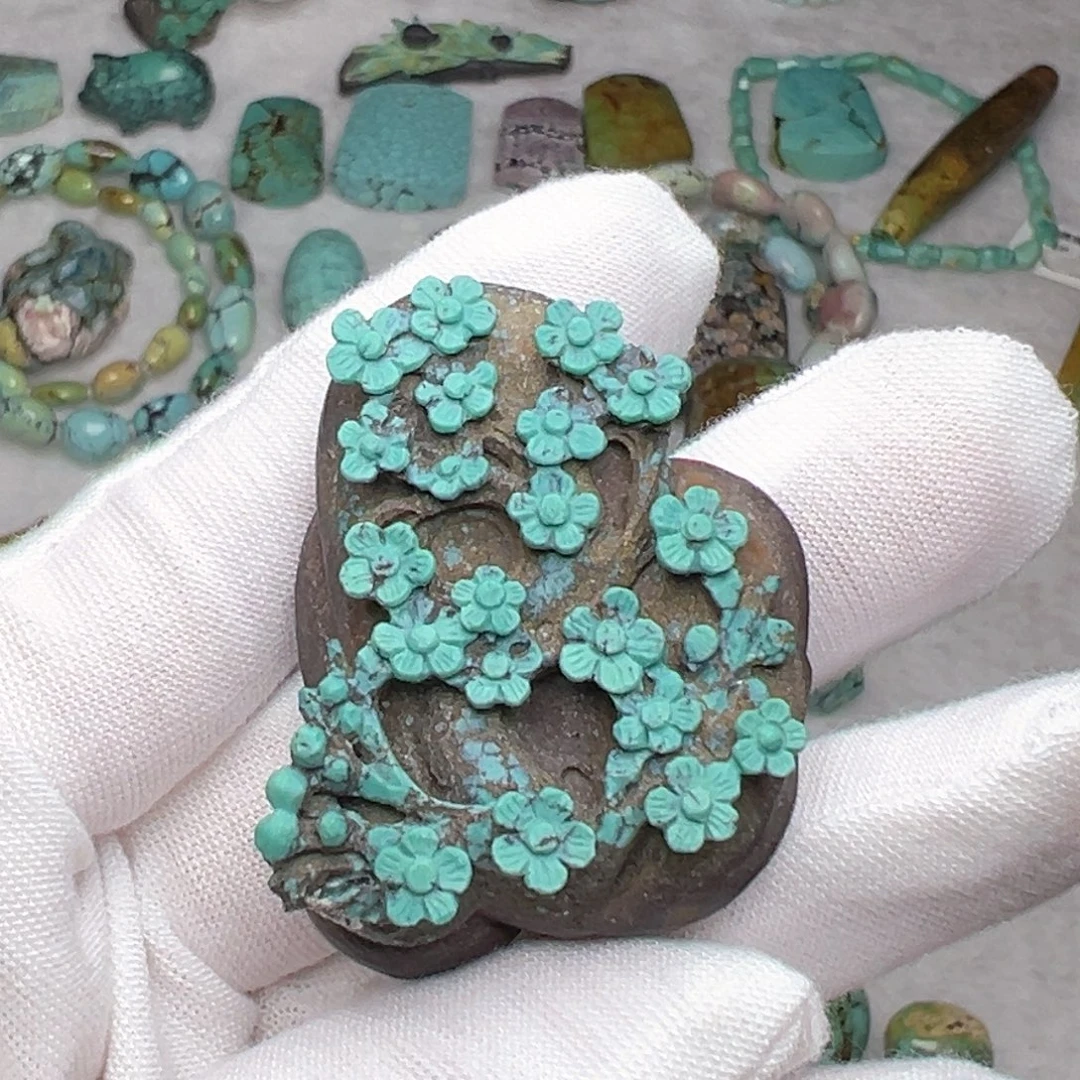 绿松石未镶嵌珠宝奇石