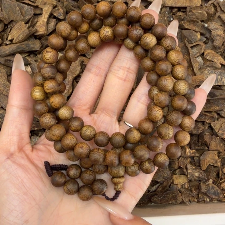 沉香沉香香囊海南白棋一条