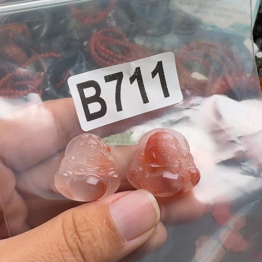 天***宝未镶嵌南红玛瑙珠宝奇石