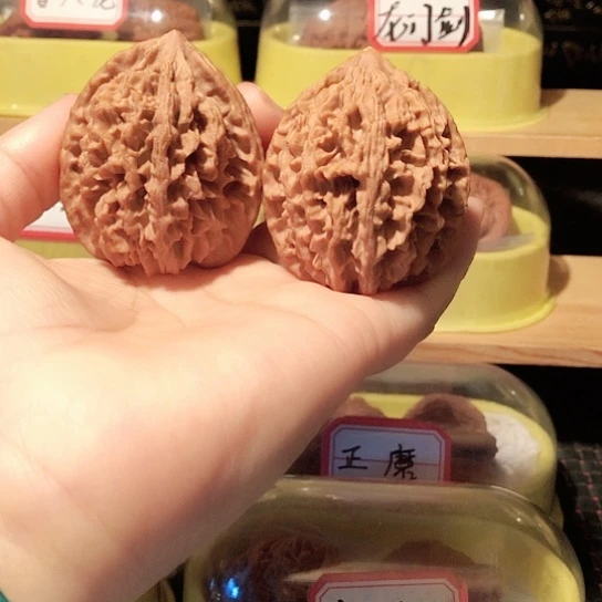 文玩核桃秦岭粗筋