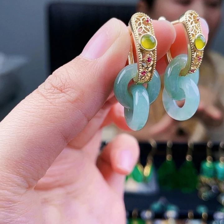 翡翠耳饰未镶嵌饰品