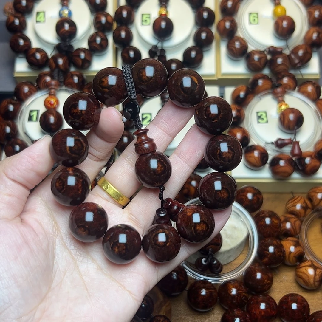 L***r黄花梨/降香黄檀1.8