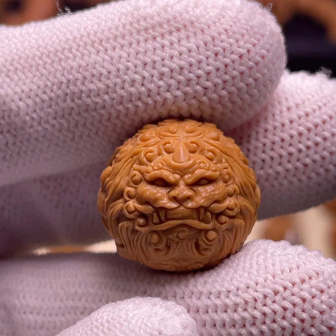 吊坠猴头核桃双面唐狮18.5