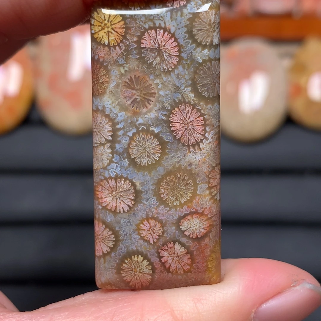 T***y硅化玉未镶嵌吊坠无事牌平安扣手牌