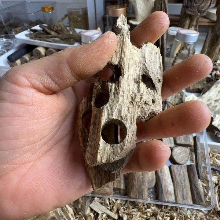 沉香沉香碎屑奇楠沉香原材料碎料1斤