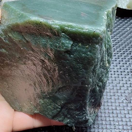 和田玉（糖玉）未镶嵌珠宝半成品