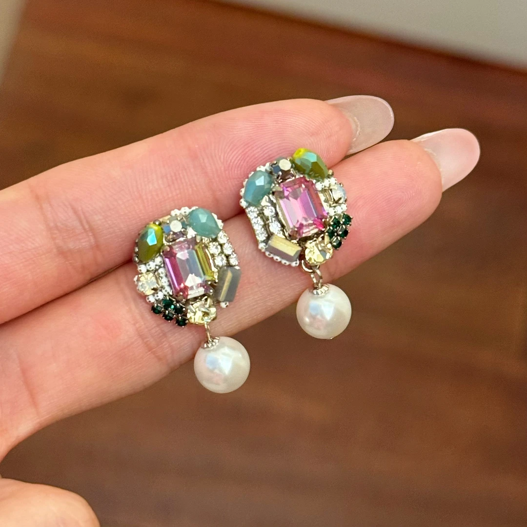铜合金合成锆石耳饰 E0595 东大门手工定制彩色温柔优雅耳环
