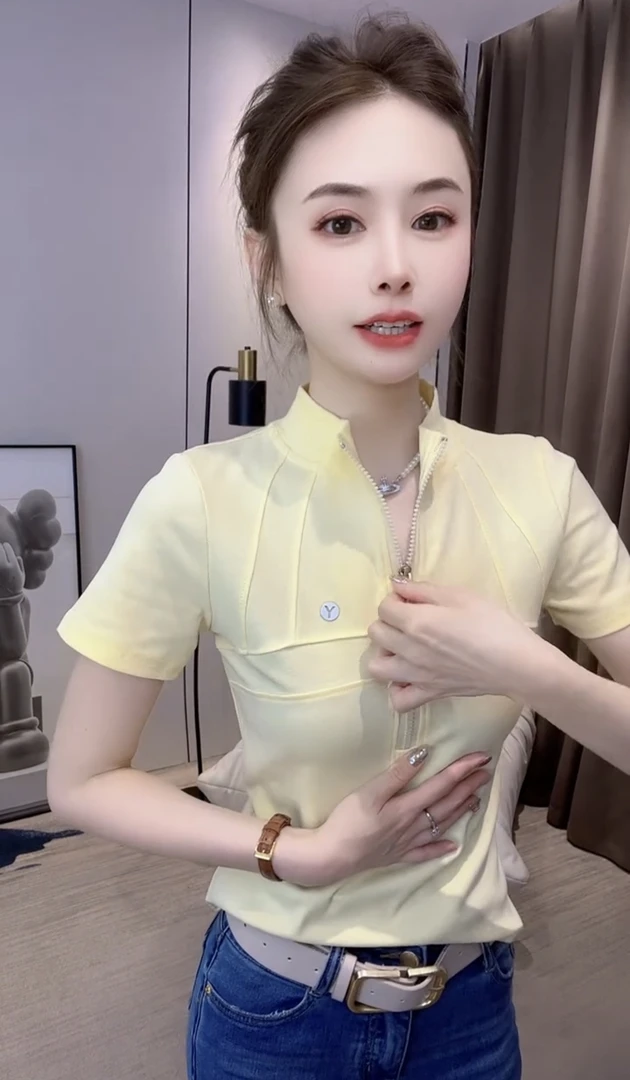 2025夏季新款半拉链短袖T恤女修身显瘦设计百搭休闲上衣透气时尚