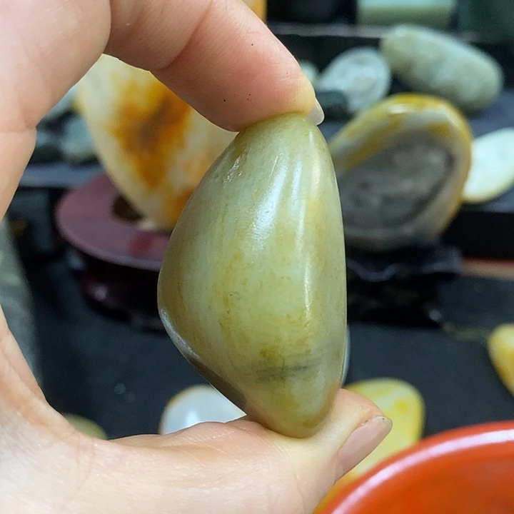 未镶嵌和田玉（糖玉）挂件