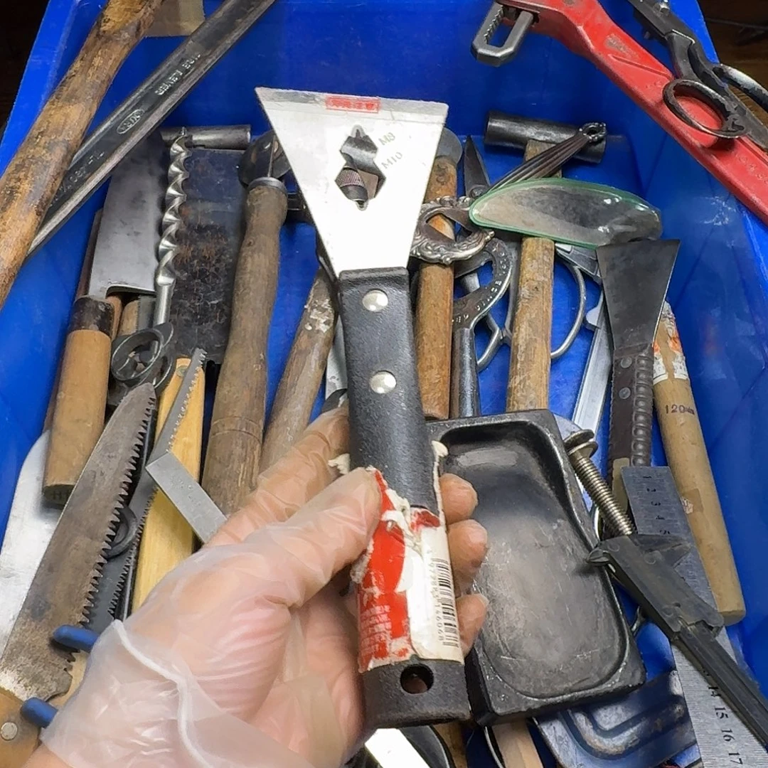 雄***胶厚款五金工具制造工艺