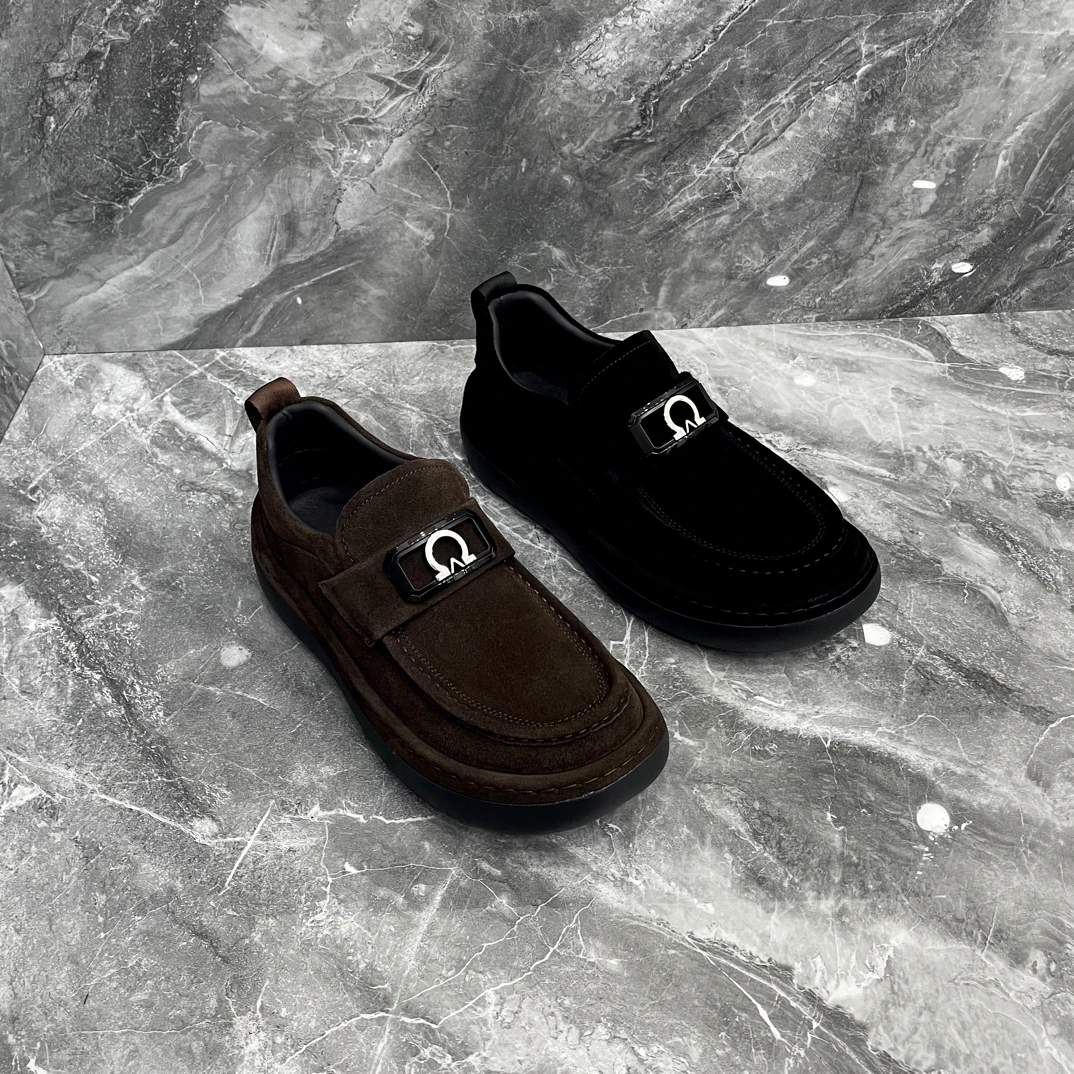 W高端品质纯皮时尚休闲男鞋736