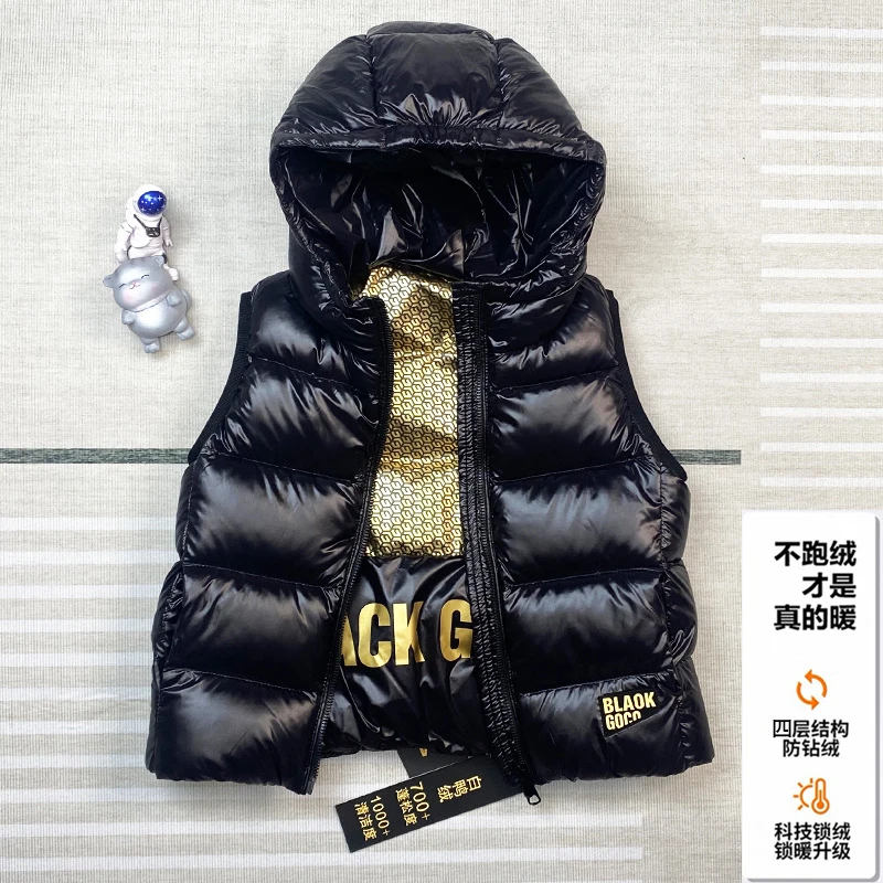 儿童羽绒服马背心黑色金色字母短款连帽2025秋冬男女童坎肩外套