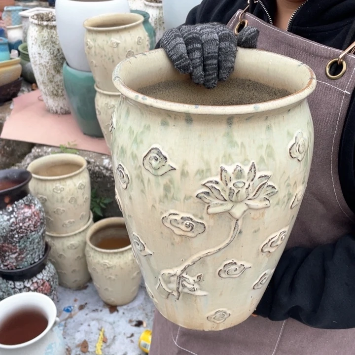 花盆紫砂口20高31瑕疵瑕疵