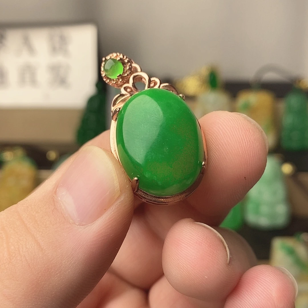 翡翠银S925镶嵌吊坠(赠链)