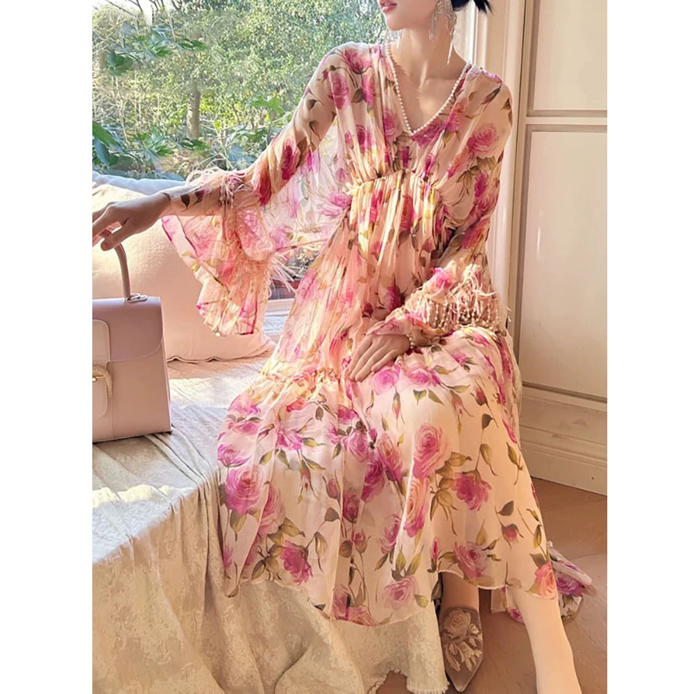 夏季高级感珍珠显瘦气质海边度假羽毛流苏印花连衣裙