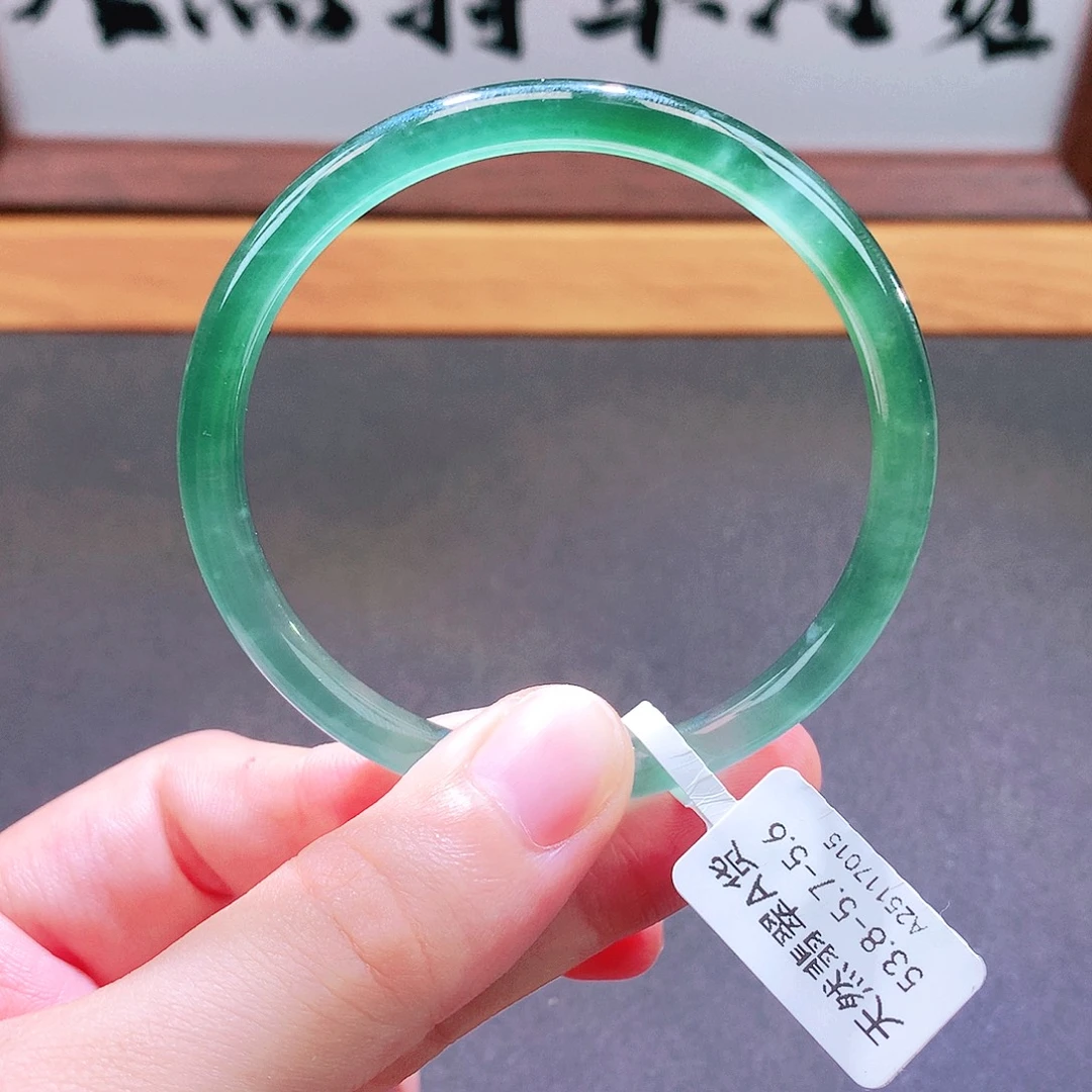 翡翠未镶嵌手镯天然翡翠