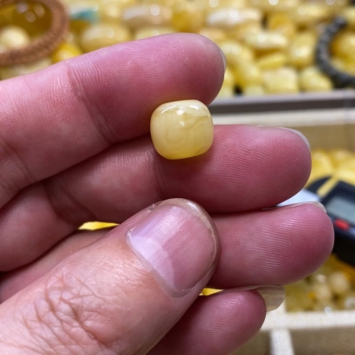 今***话未镶嵌琥珀裸石天然原矿琥珀蜜蜡