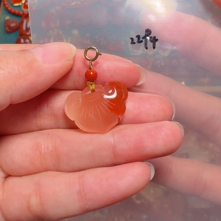 未镶嵌吊坠南红玛瑙