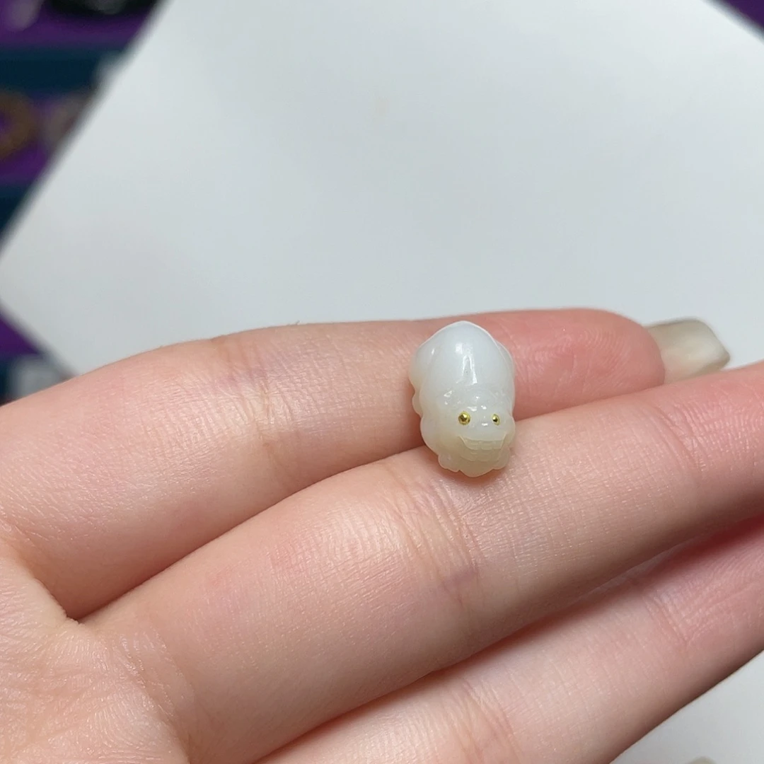 和田玉未镶嵌颈饰米达