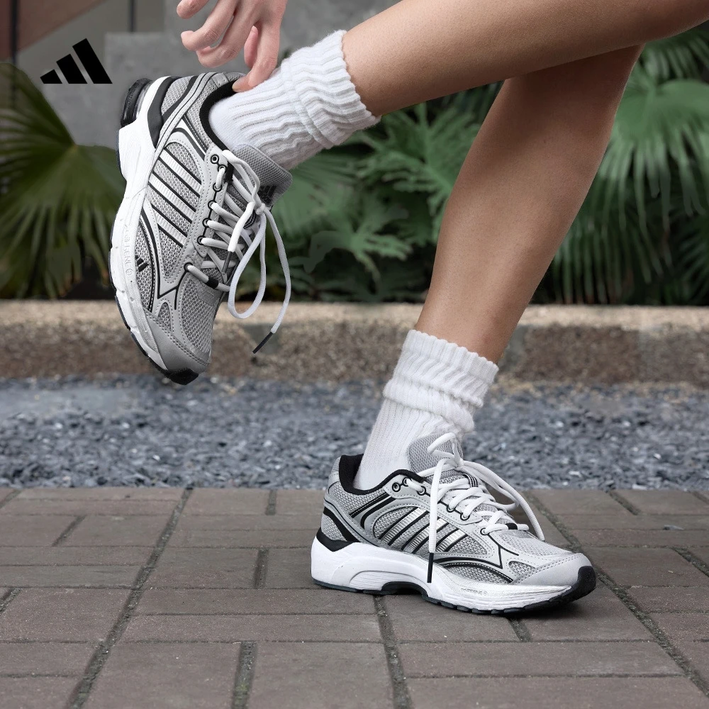 双旦礼遇阿迪达斯「寻光者」SPIRITAIN 2000复古休闲老爹鞋JS3028