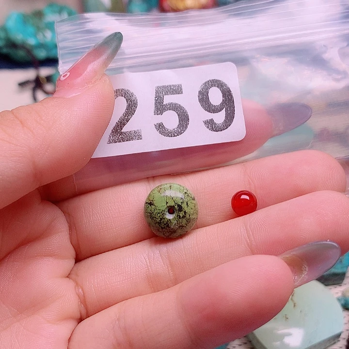 未镶嵌南红玛瑙珠宝奇石