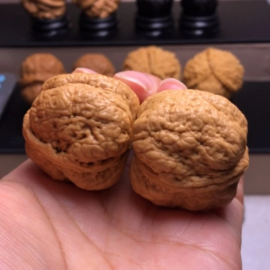 文玩核桃把件平头蟾16