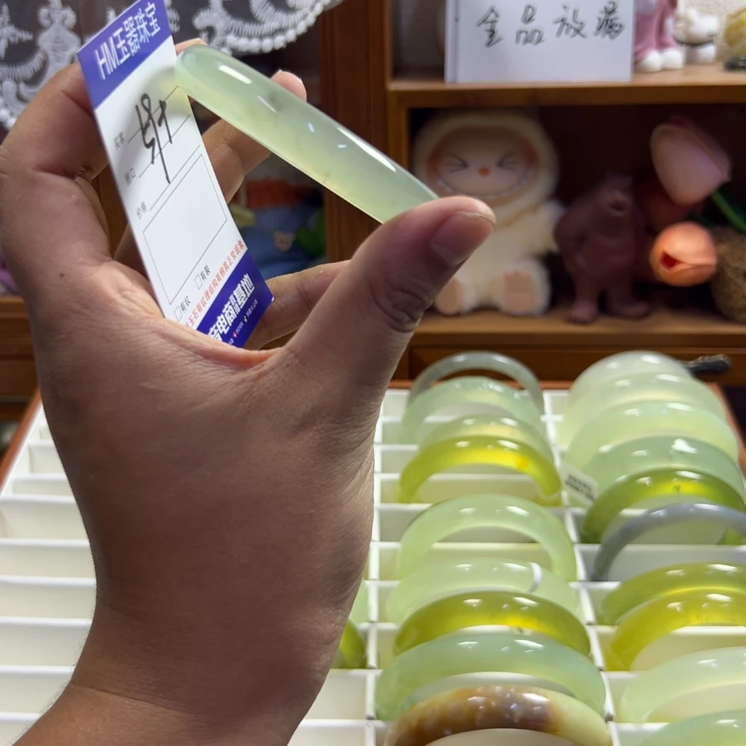 蛇纹石玉未镶嵌手镯718