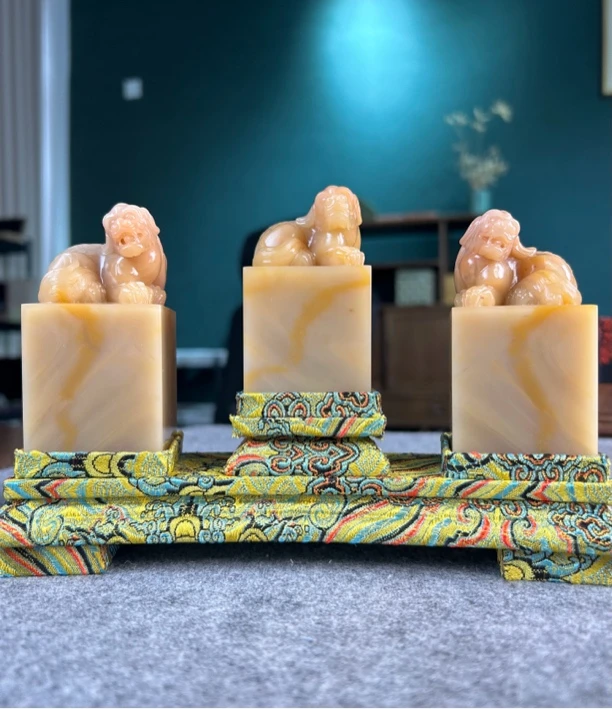 老挝石伏黄瑞兽印章3方