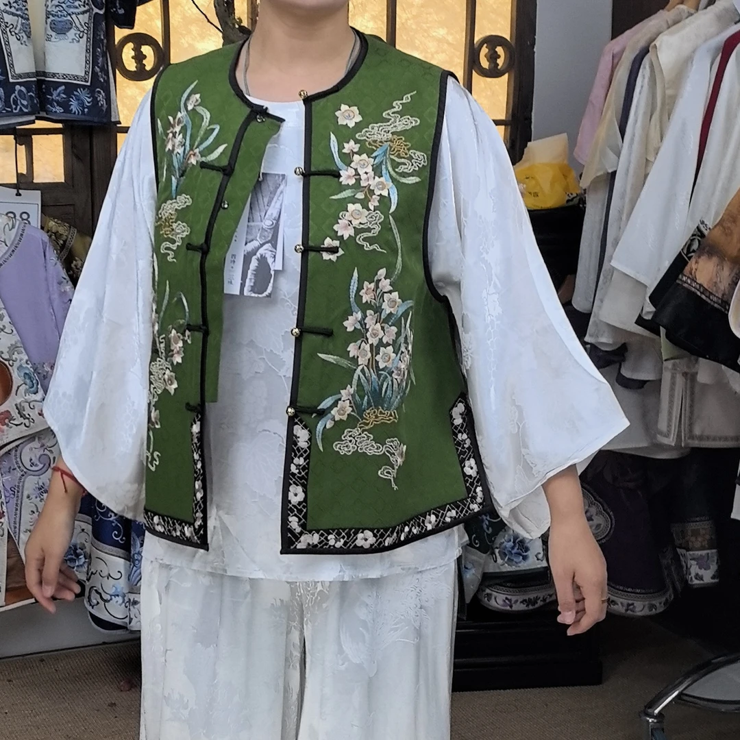 【十三郎】新中式新款圆领中襟刺绣马甲241619