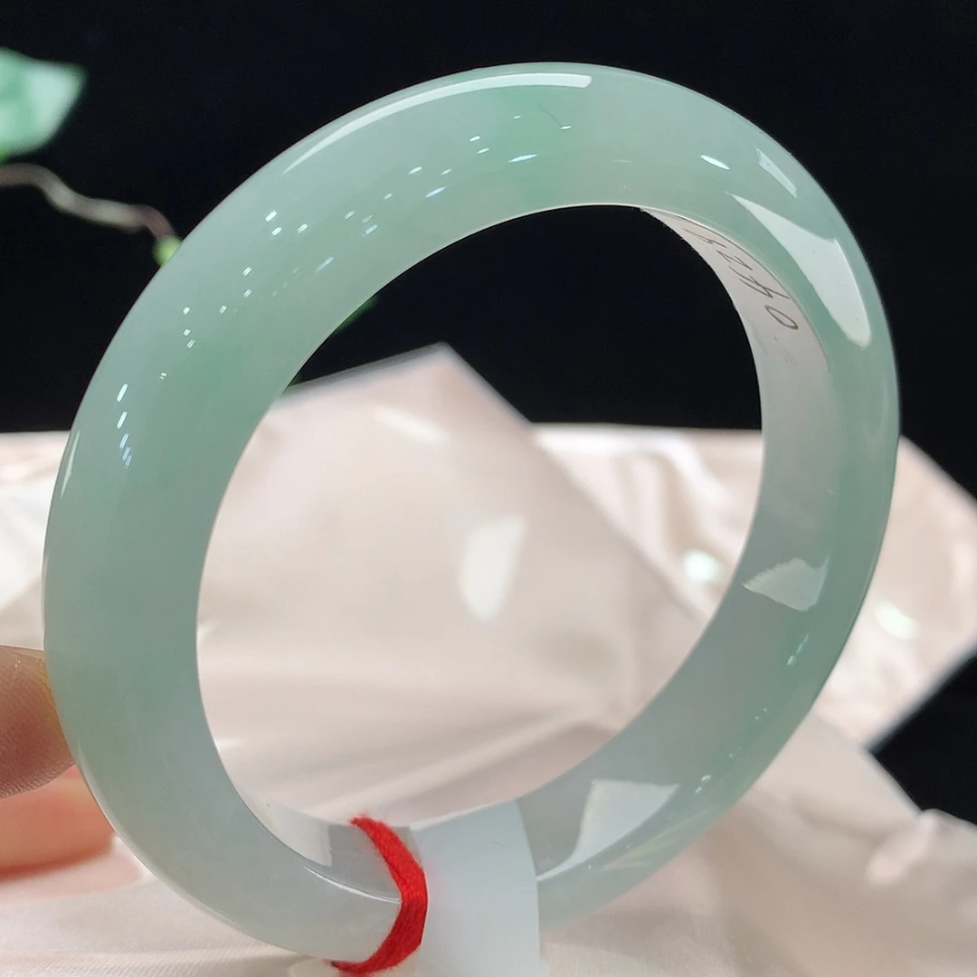 翡翠未镶嵌手镯0428