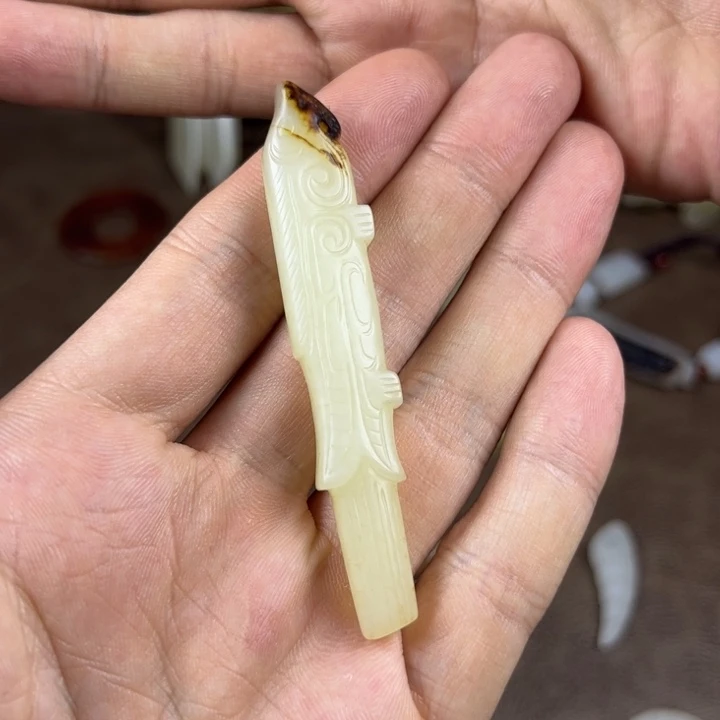 和田玉（糖玉）未镶嵌颈饰