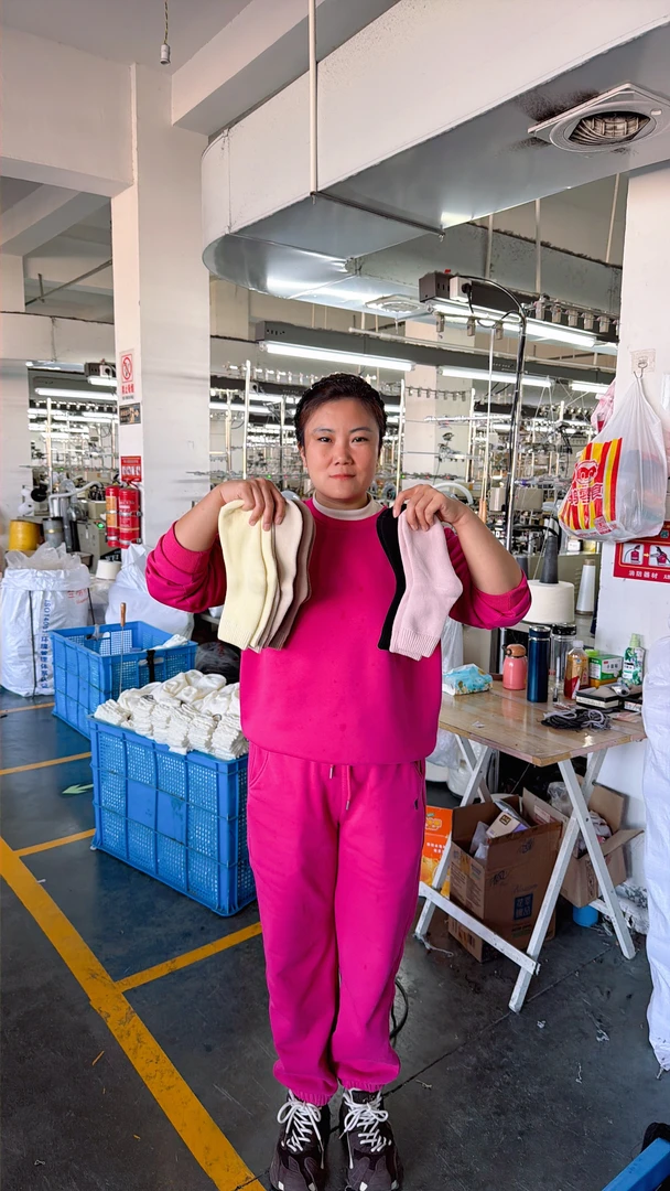 【洗车姐特惠】女士中筒加绒加厚保暖袜子冬天抗寒