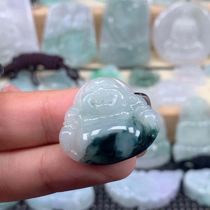 颈饰未镶嵌翡翠佛公