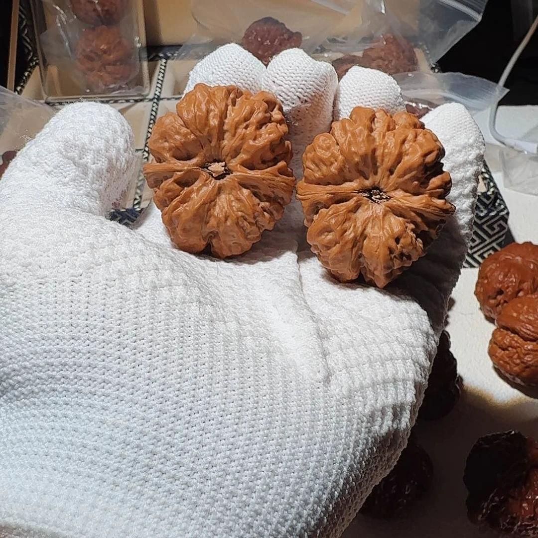 文玩核桃把件旺***叔精品文玩蛤蟆头