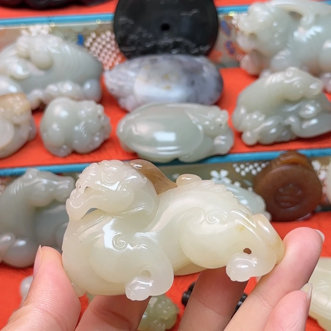 未镶嵌和田玉挂件