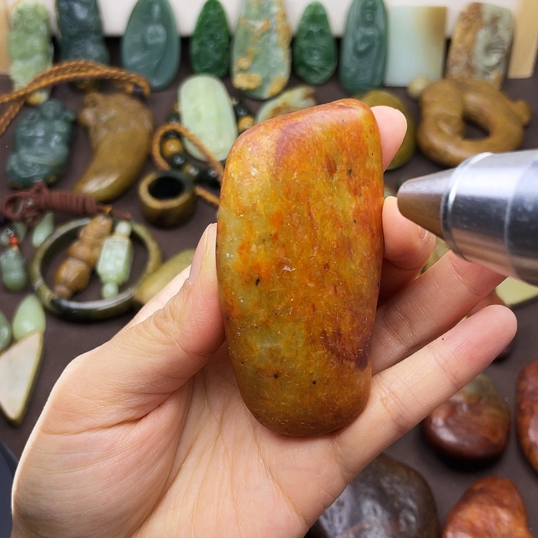 岫岩河磨玉（透闪石质玉）未镶嵌颈饰