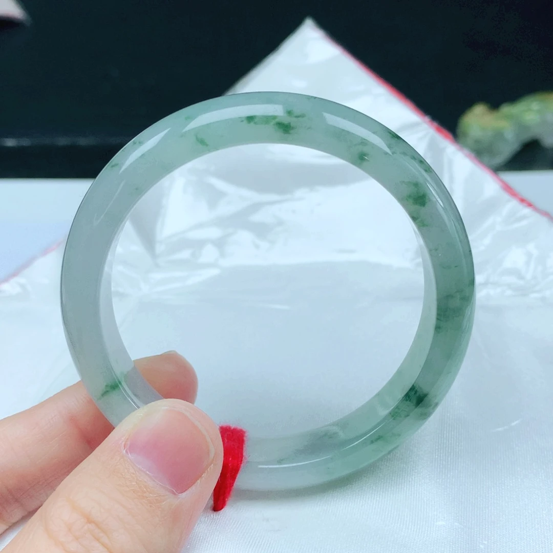 未镶嵌手镯翡翠52