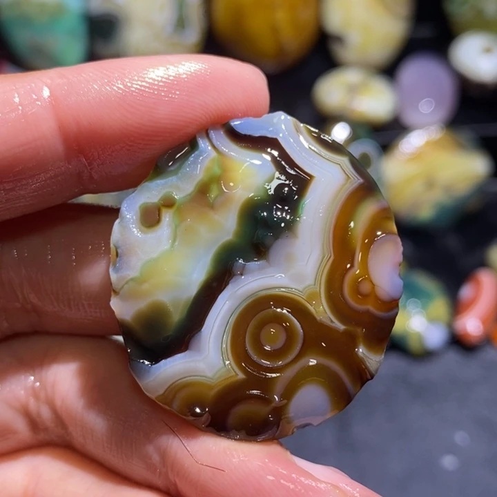 未镶嵌玛瑙/玉髓珠宝奇石