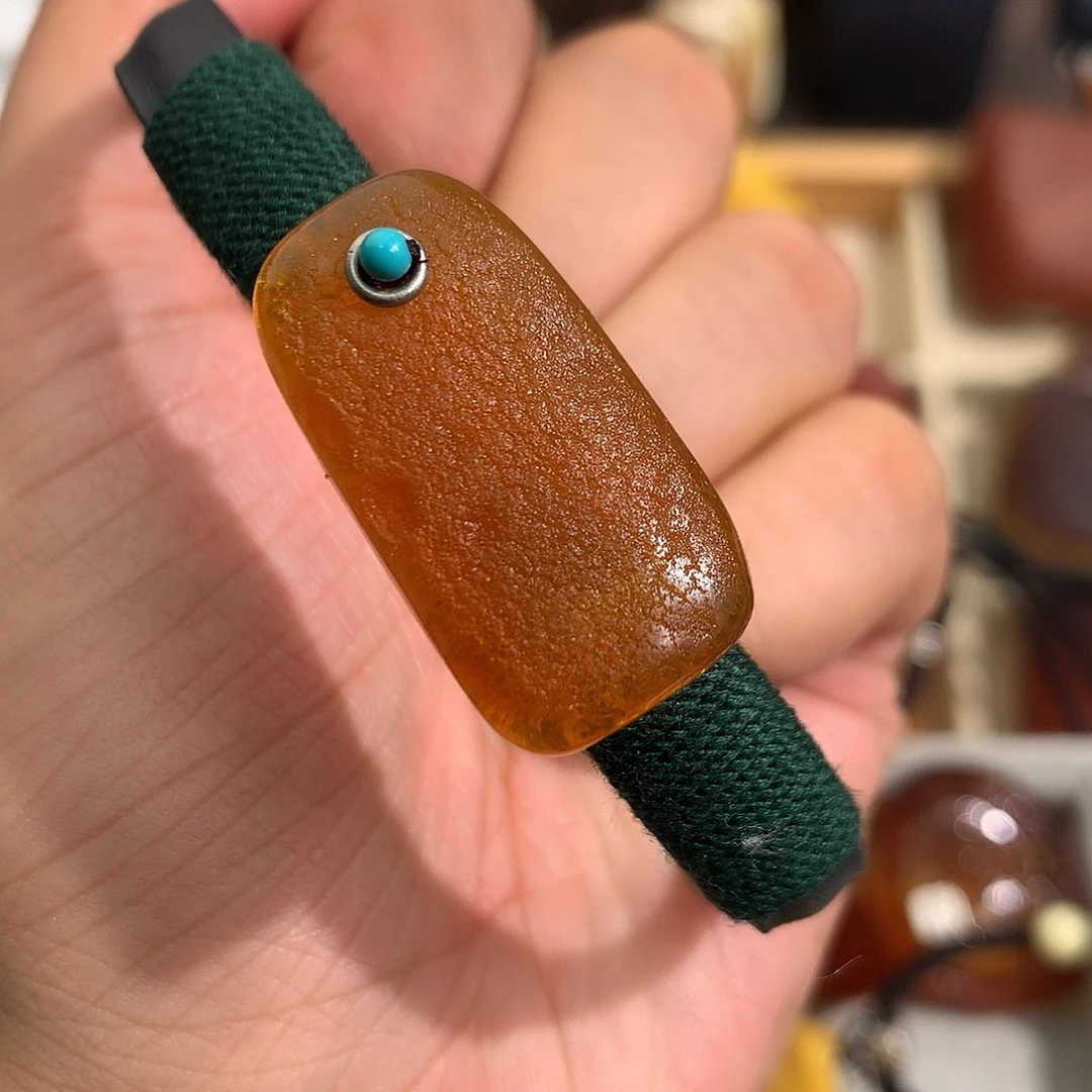 蜜蜡裸石未镶嵌你