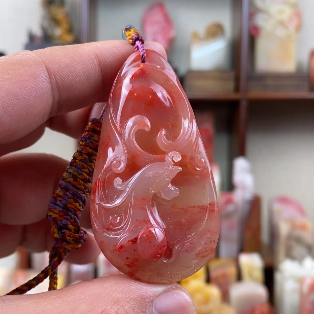 巴林石其他巴林鸡血石吊坠