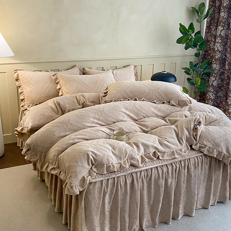 【床裙款】韩版雕花绒加厚床裙款四件套 荷叶花边纯色保暖床上用品