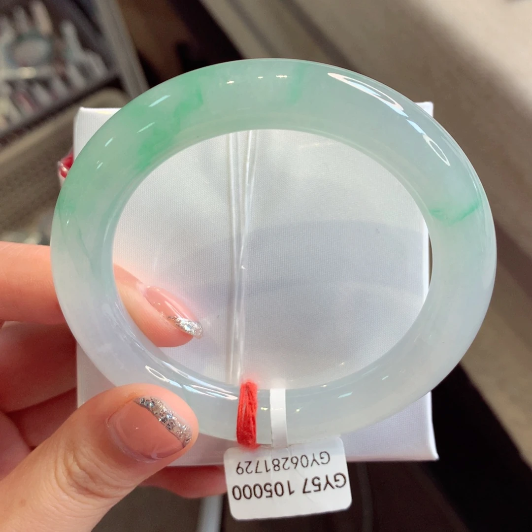 翡翠手镯未镶嵌24圆条77（金丝绿）