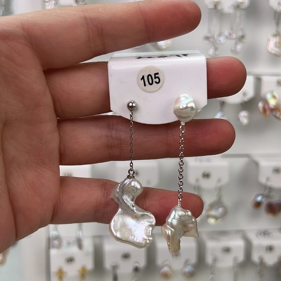 非金属巴洛克花瓣耳饰